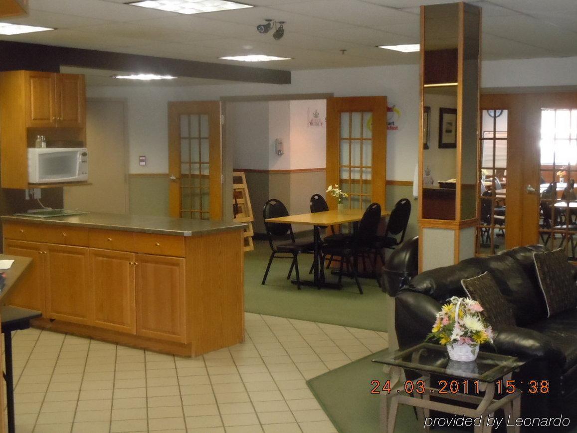 Super 8 By Wyndham Kenora Hotel Restaurant foto