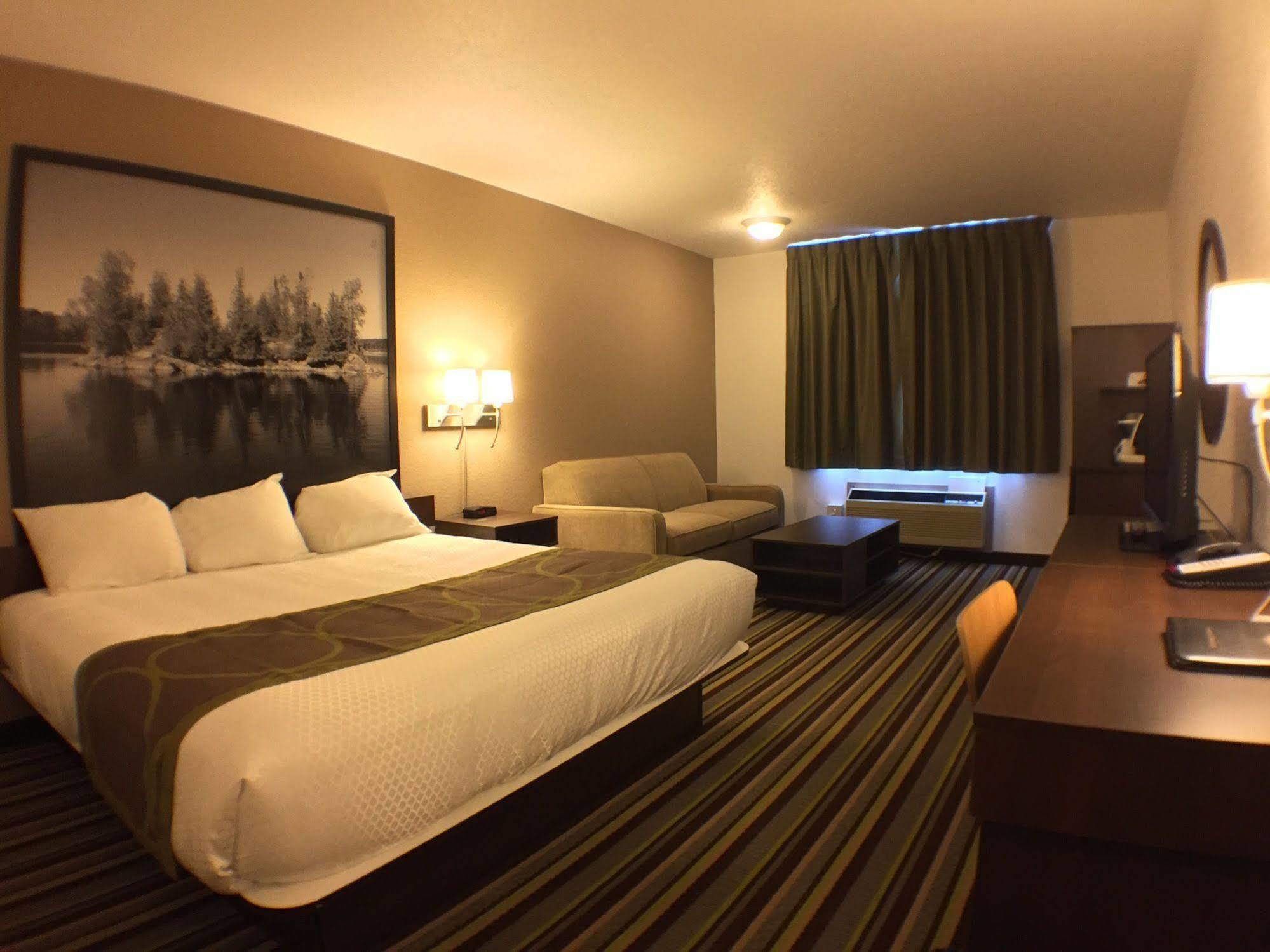 Super 8 By Wyndham Kenora Hotel Buitenkant foto